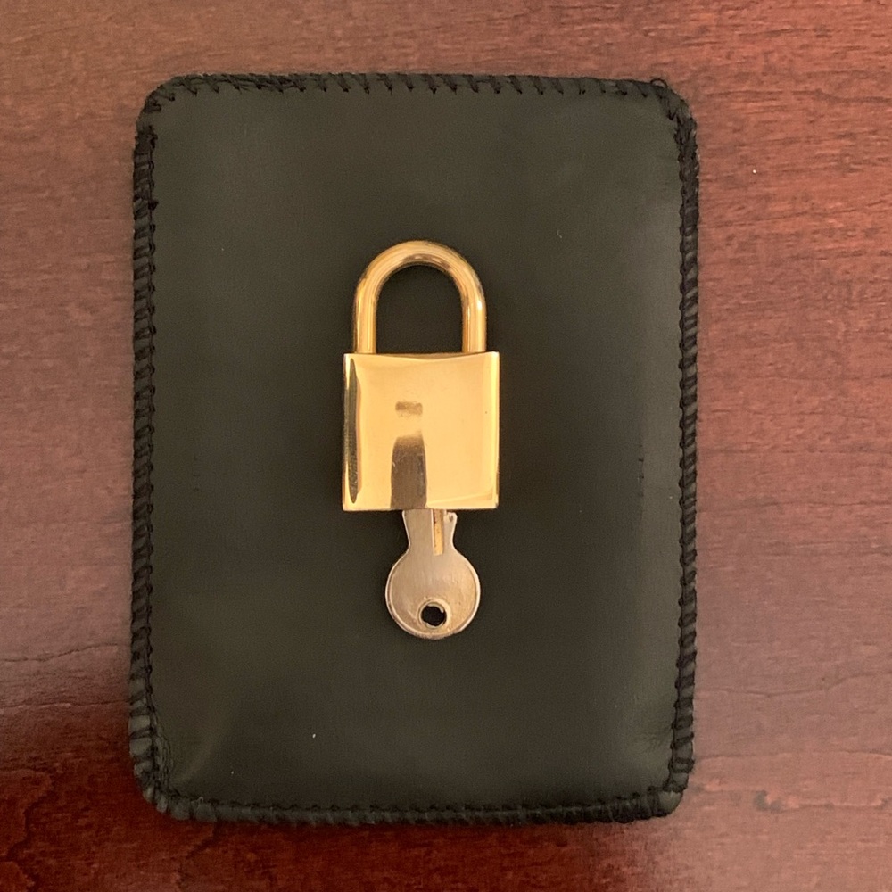 Gorgeous Authentic Dunhill Padlock And Key With C… - image 4